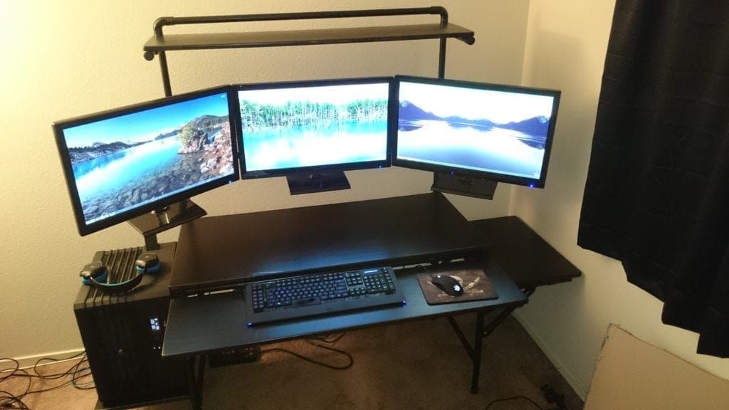 DIY gaming desk idea