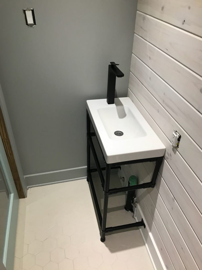 DIY bathroom vanity