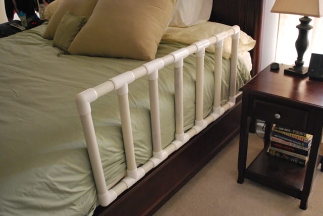Railing for double bed