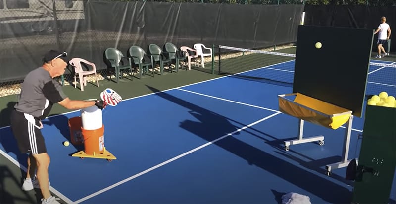 idées de murs de pratique pour le tennis léger