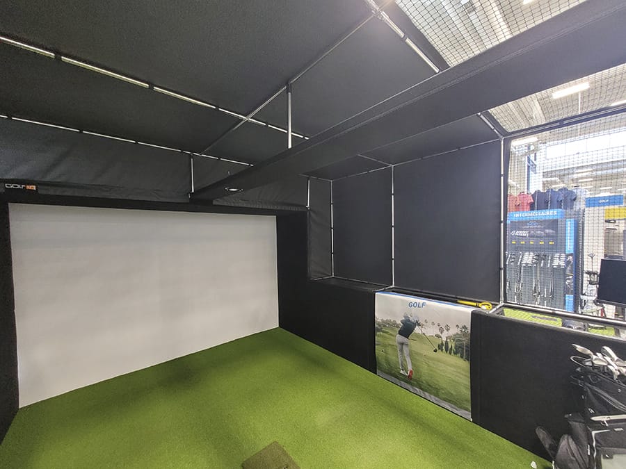 DIY golf simulator