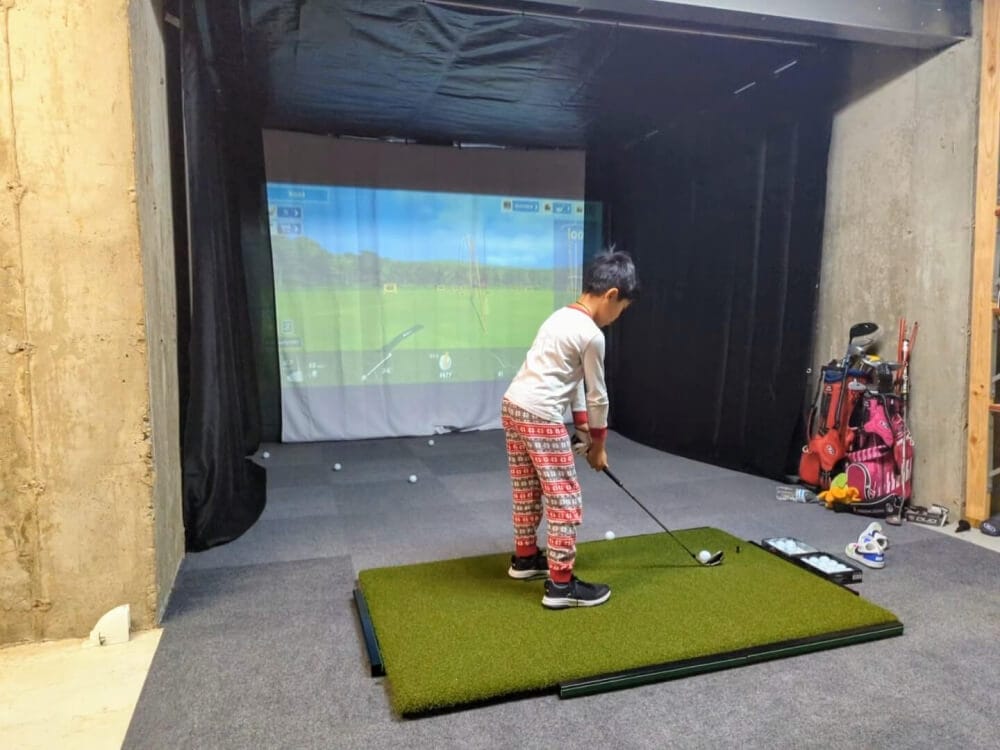 Golf Simulator by Noel